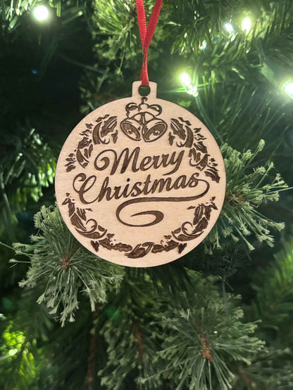 Wooden Engraved Ornament Merry Christmas Wreath