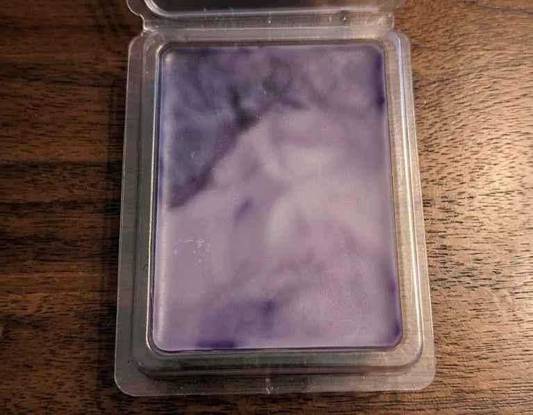 Black Coral & Moss Premium Soy Wax